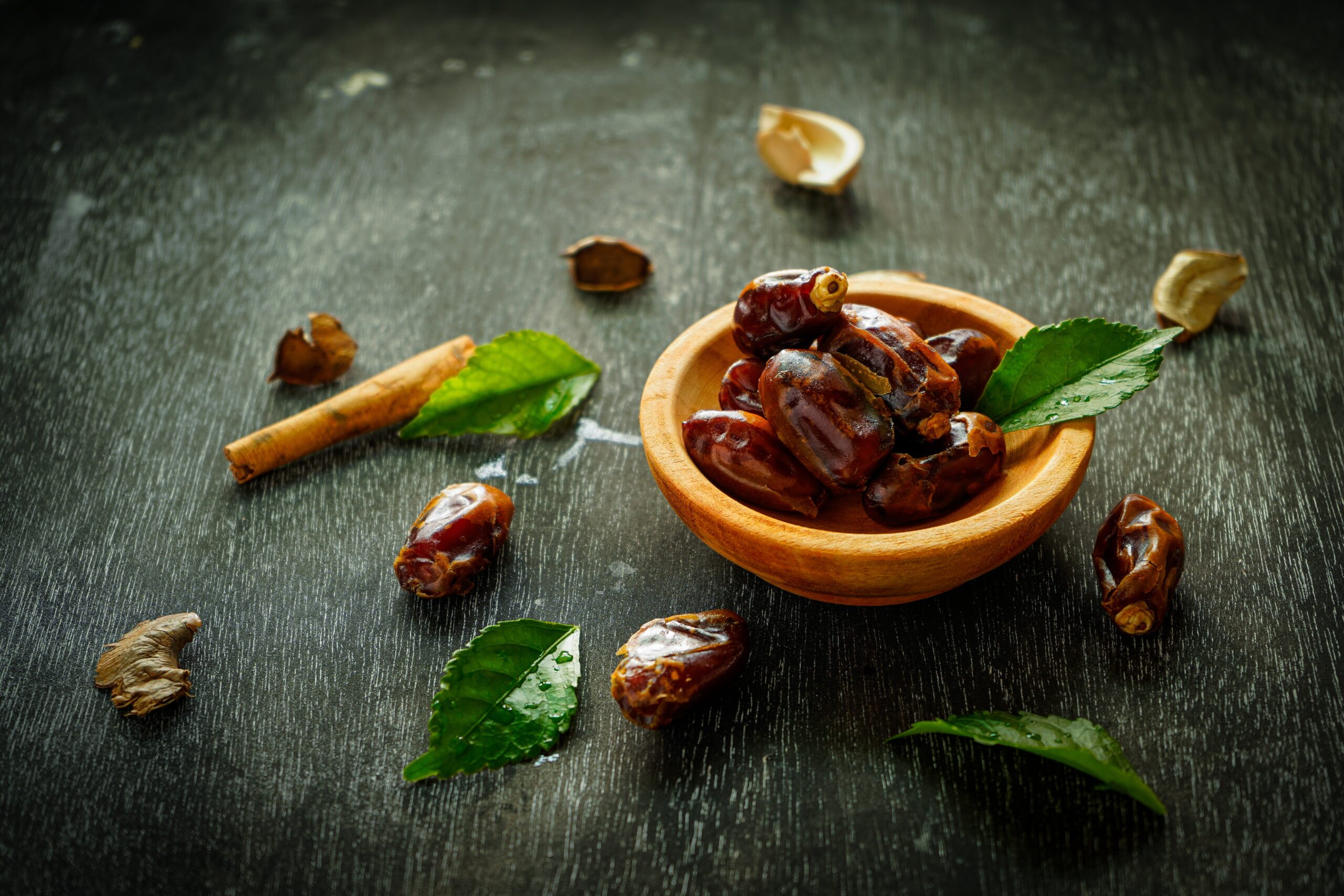 DATE FRUIT AS A ENERGY BOOSTER